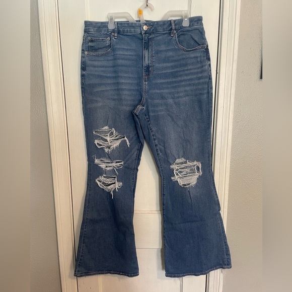 American Eagle Outfitters Pants - American Eagle Flare Boot Cut Jeans​​